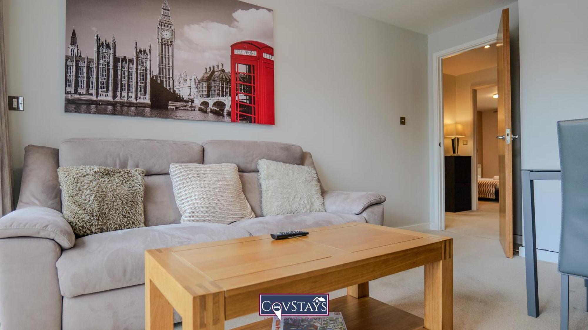 Triumph House - 3-Bed 2-Bath Apartment In Coventry City Centre By Covstays Экстерьер фото